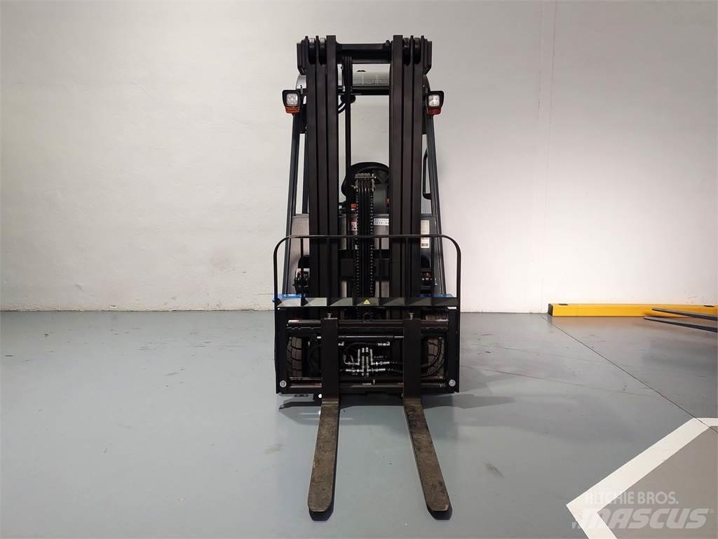  SEF25C Elektrikli forkliftler