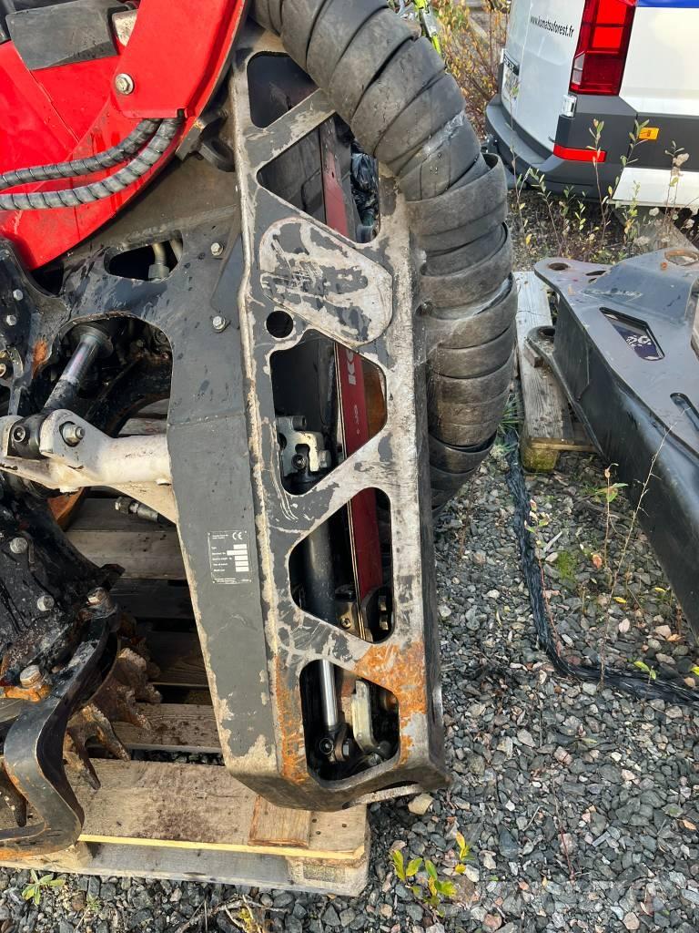 Komatsu C 164 Agaç kesme robotlari