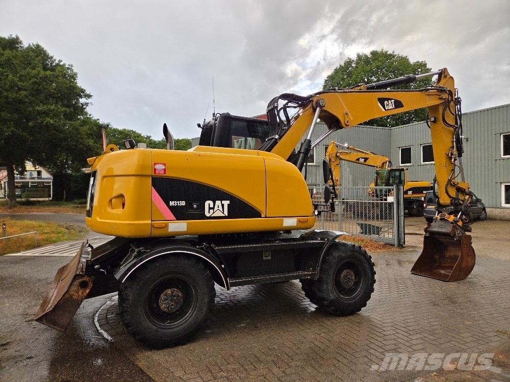CAT M313D Lastik tekerli ekskavatörler