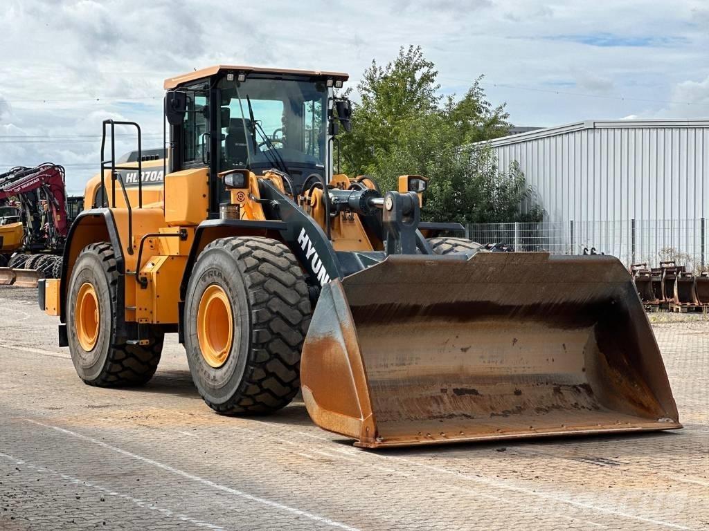 Hyundai HL 970 A 4x4 Tekerlekli yükleyiciler