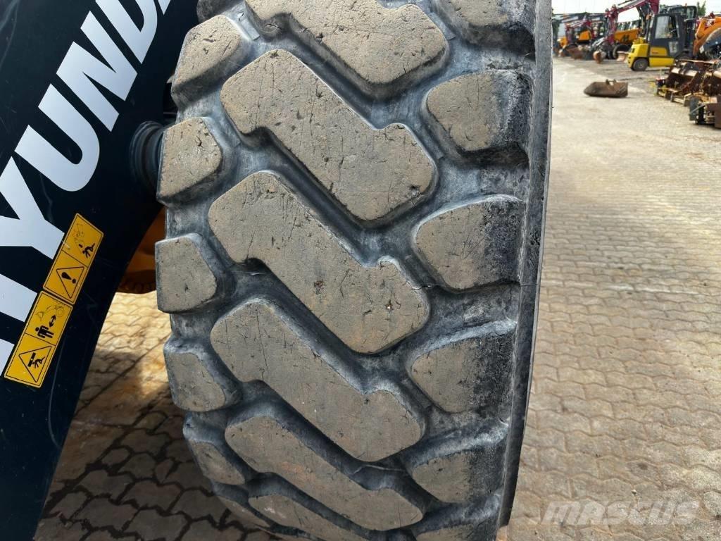 Hyundai HL 970 A 4x4 Tekerlekli yükleyiciler