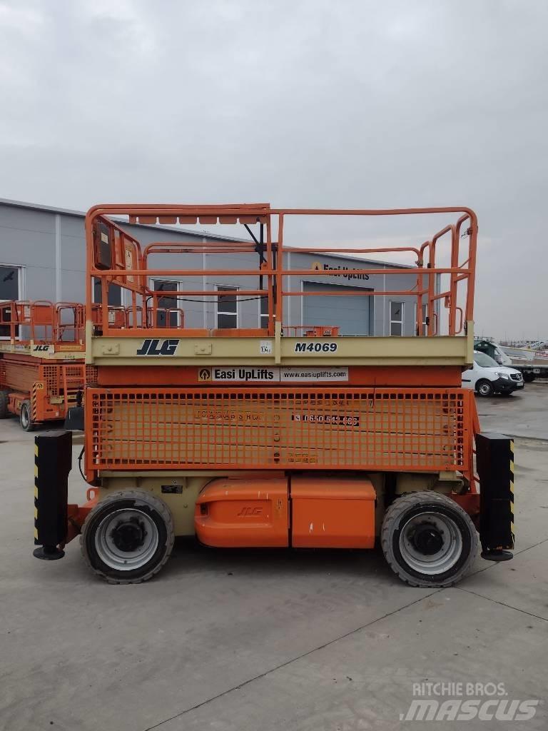 JLG M 4069 Makasli platformlar