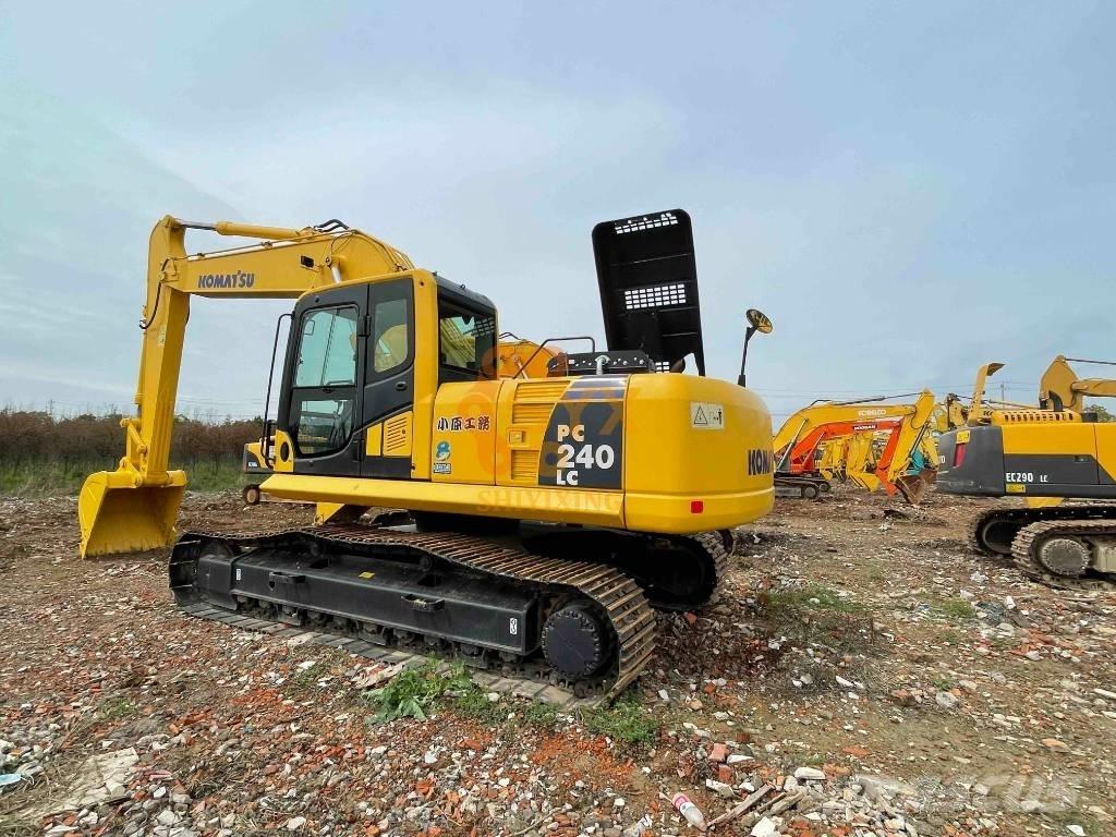 Komatsu PC 240 LC-8 Paletli ekskavatörler