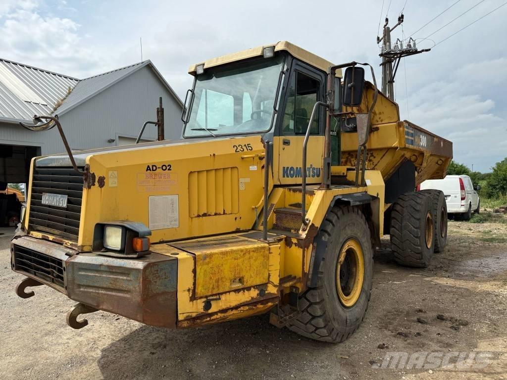 Komatsu HM300-1 Belden kirma kaya kamyonu