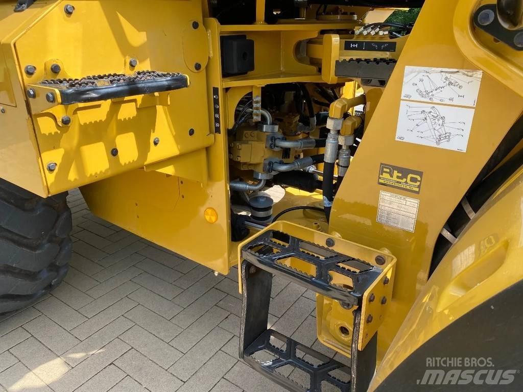 CAT 926M Tekerlekli yükleyiciler