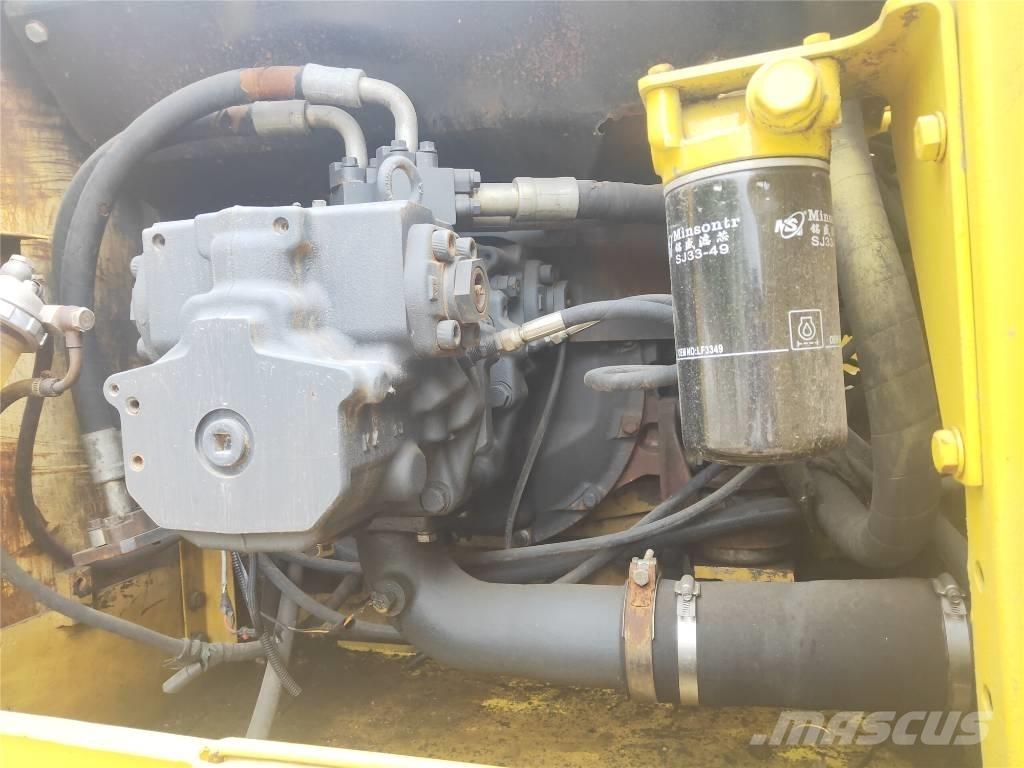 Komatsu PC220-7 Paletli ekskavatörler