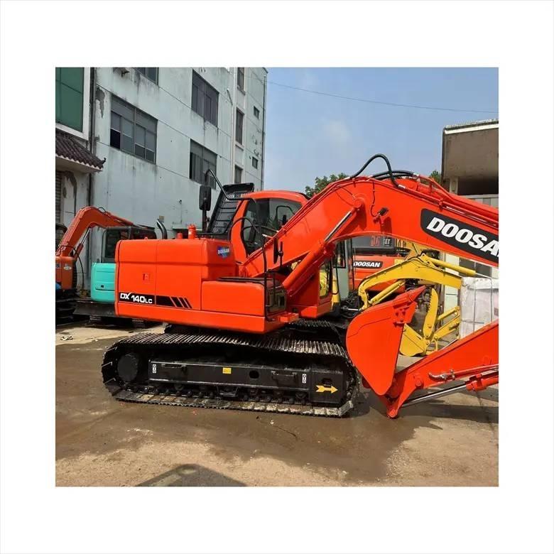 Doosan DX140LC Paletli ekskavatörler