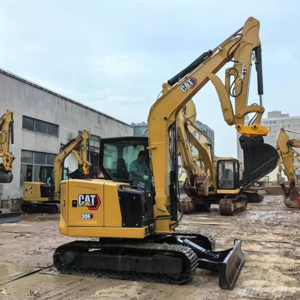 CAT 306 Mini ekskavatörler, 7 tona dek