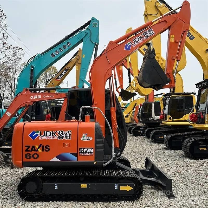 Hitachi ZX 60 Mini ekskavatörler, 7 tona dek