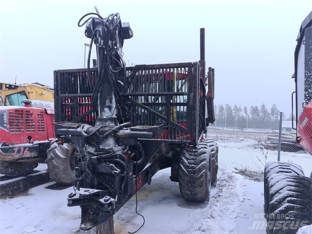 Valmet 890.3 Tomruk yükleyici traktörler