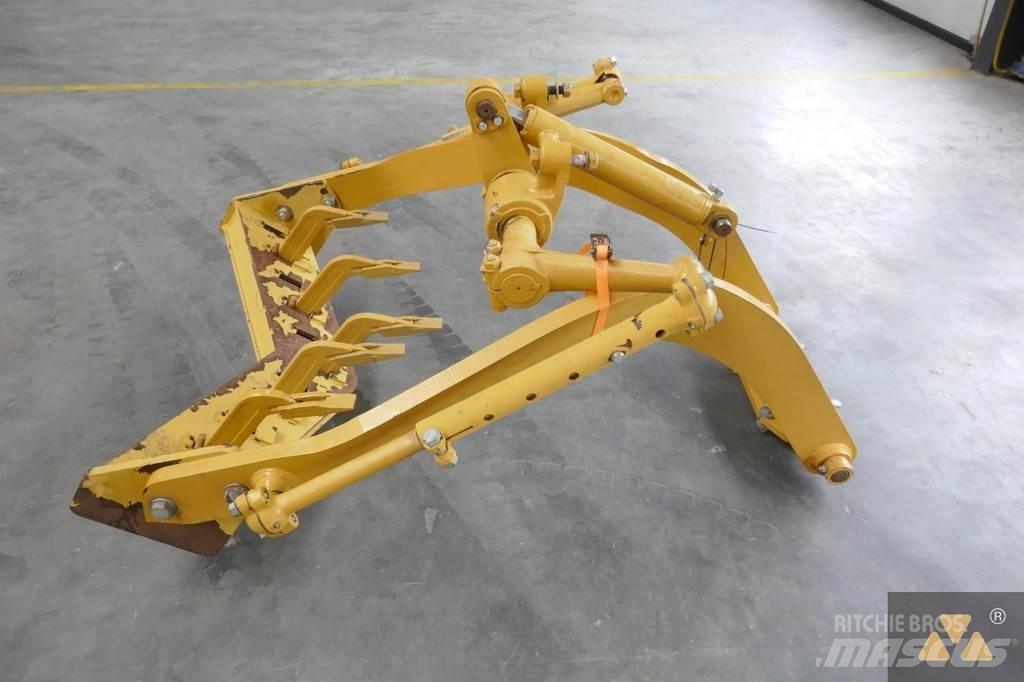 CAT 140M Scarifier Diger parçalar