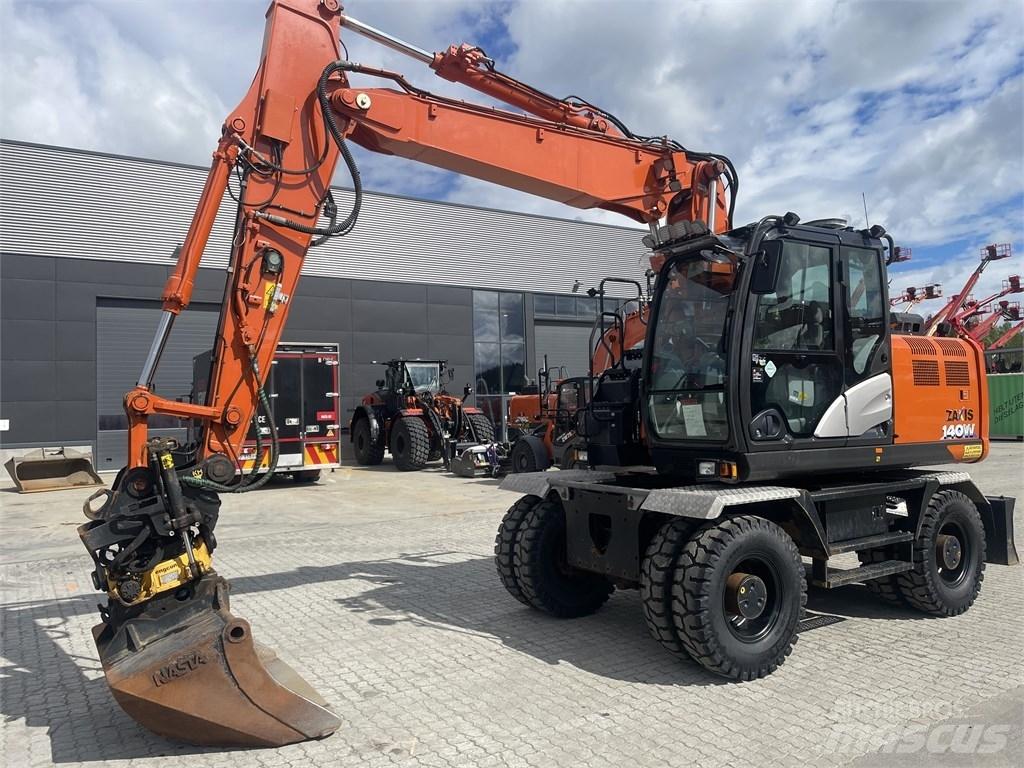 Hitachi ZX 140 W-6 Lastik tekerli ekskavatörler