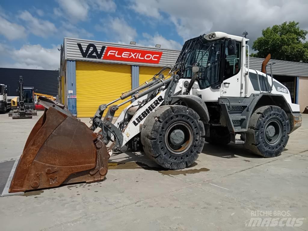 Liebherr L546 Tekerlekli yükleyiciler