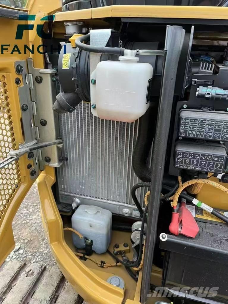 CAT 303 Paletli ekskavatörler