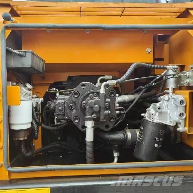 Sany SY215C Paletli ekskavatörler