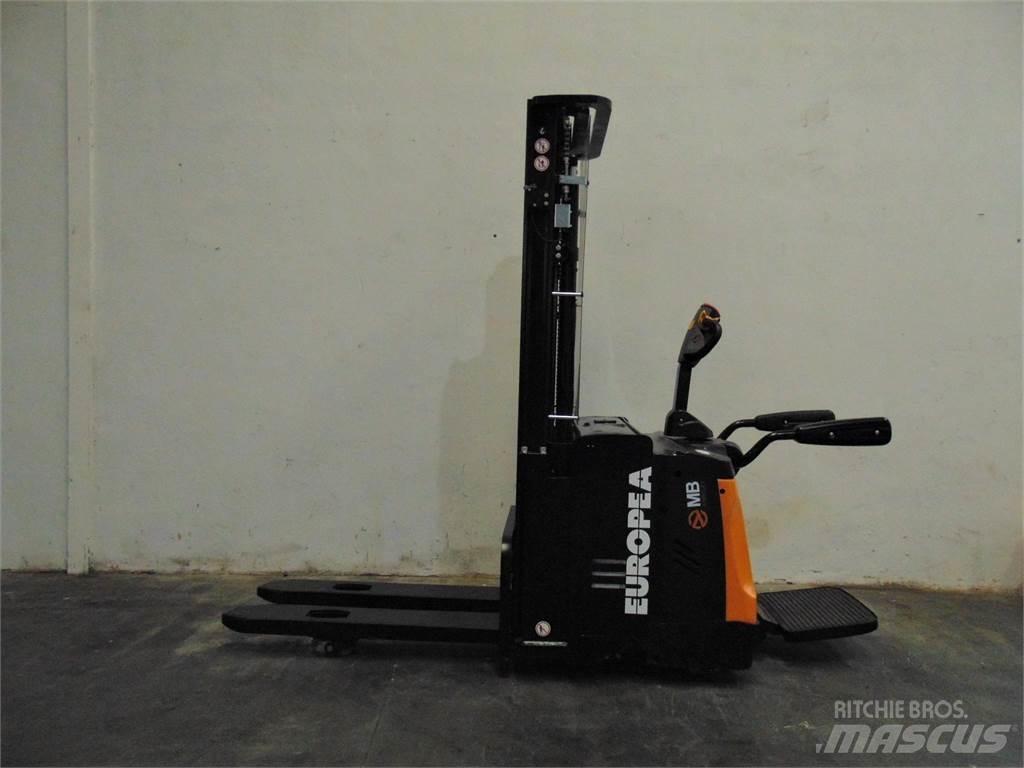  ES16 RSI Yaya kumandali istif makinasi
