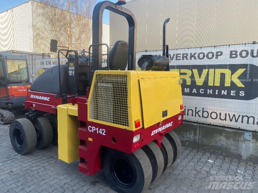 Dynapack CP 142 Pnömatik lastikli silindirler