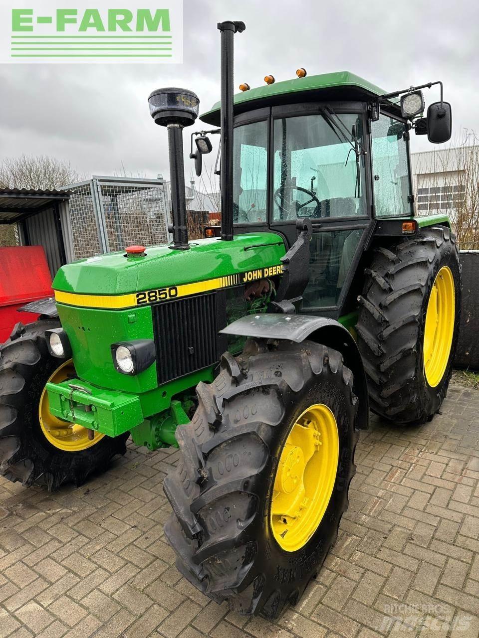 John Deere 2850 Traktörler