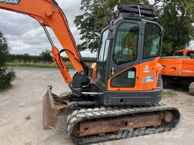 Doosan DX 85 R-3 Midi ekskavatörler 7 - 12 t