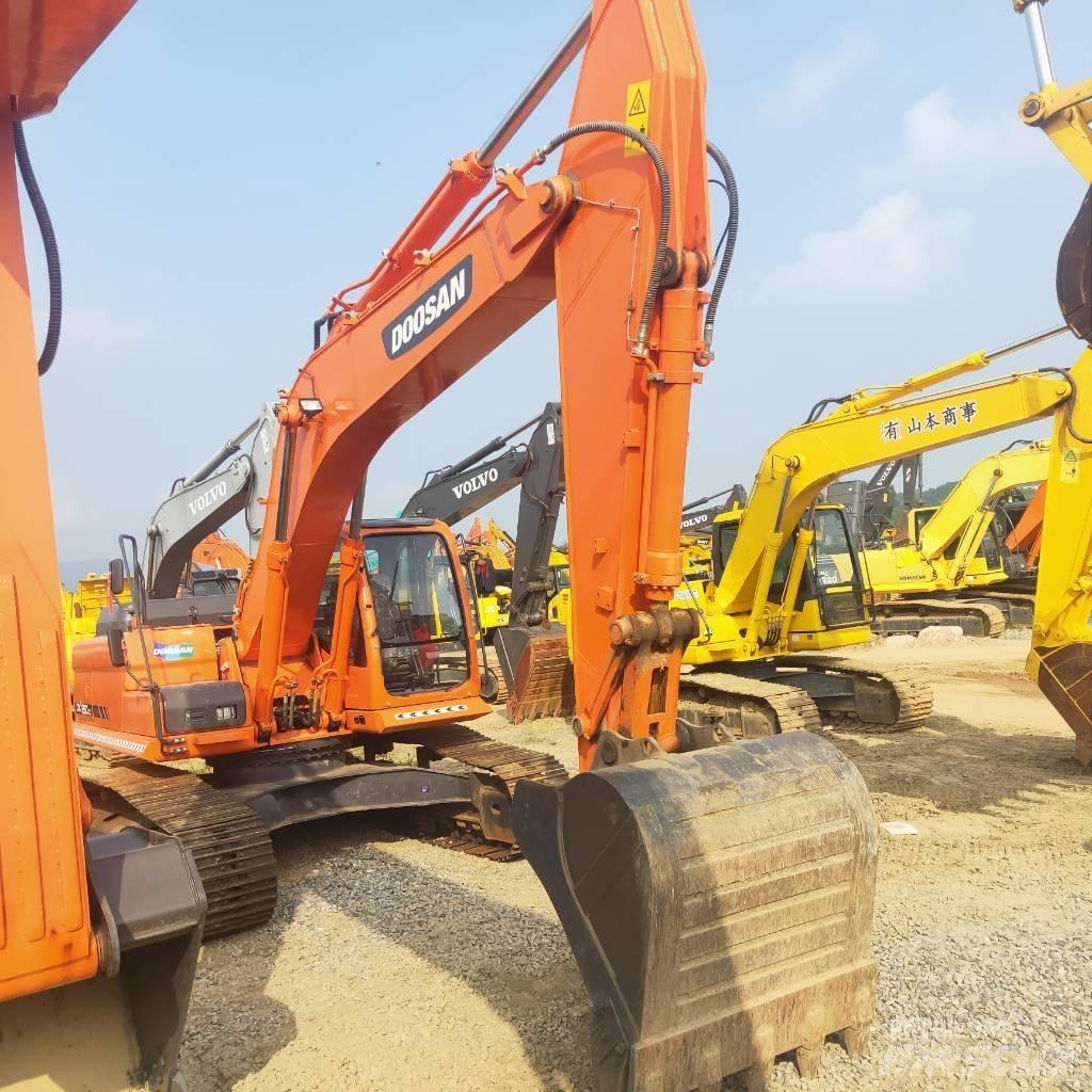 Doosan DX260LC Paletli ekskavatörler