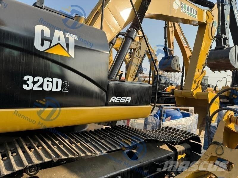 CAT 326D2 Paletli ekskavatörler