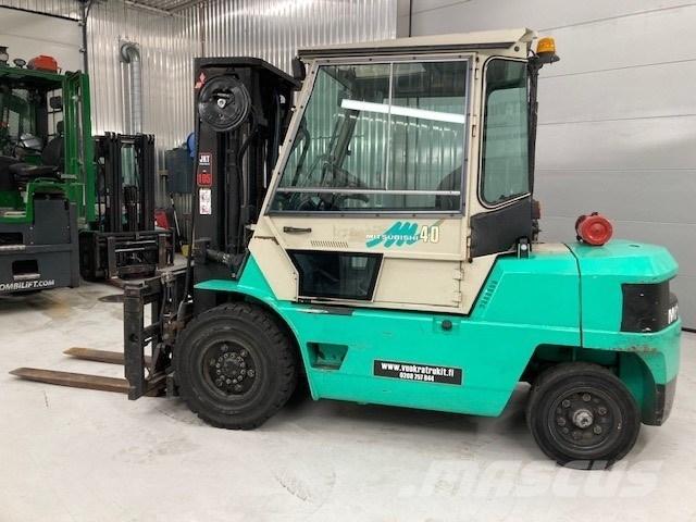 Mitsubishi FD40 Dizel forkliftler