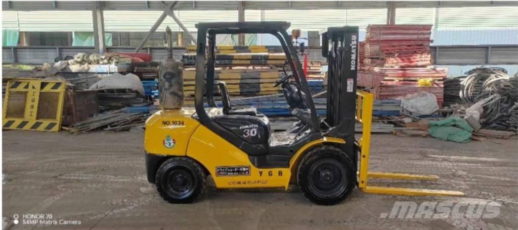 Komatsu FD 30 T-14 Dizel forkliftler