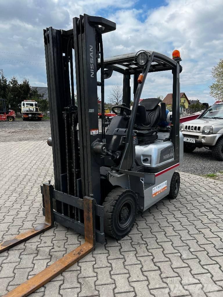 Nissan P1D1A18LQ LPG'li forkliftler
