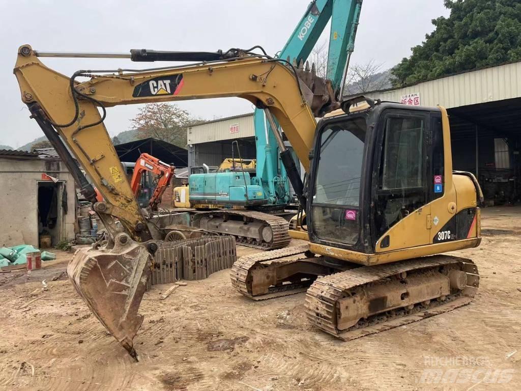 CAT 307 C Paletli ekskavatörler