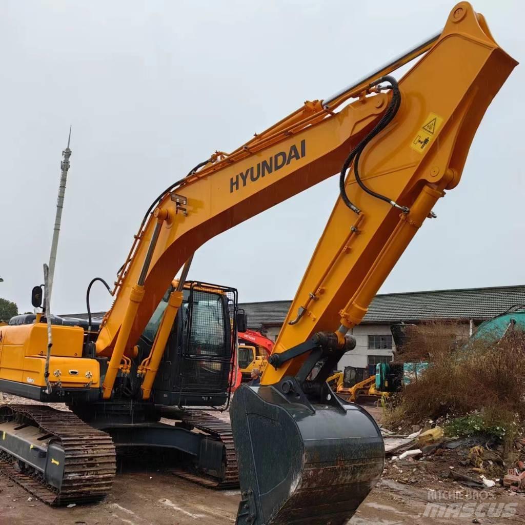 Hyundai R220LC-9 Paletli ekskavatörler