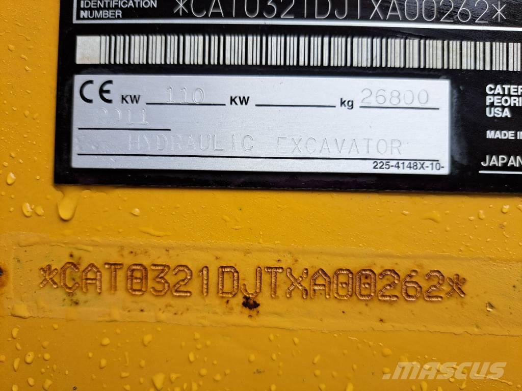 CAT 321 D Paletli ekskavatörler