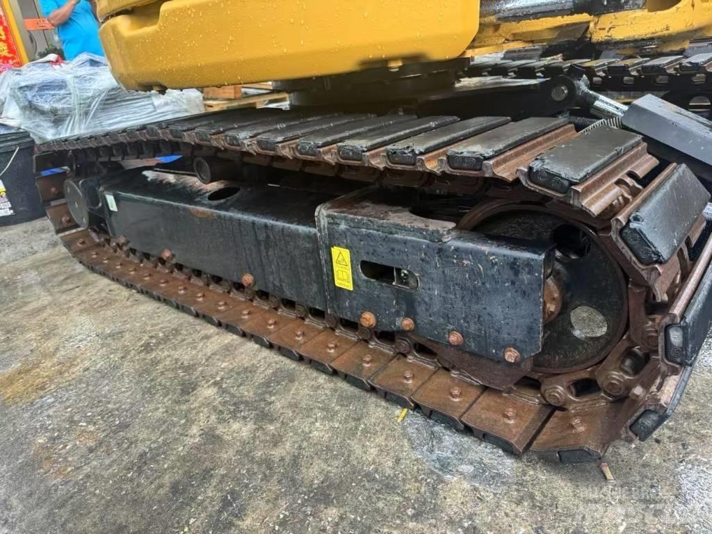 CAT 304 CR Mini ekskavatörler, 7 tona dek