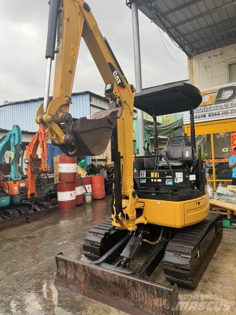 CAT 304 CR Mini ekskavatörler, 7 tona dek