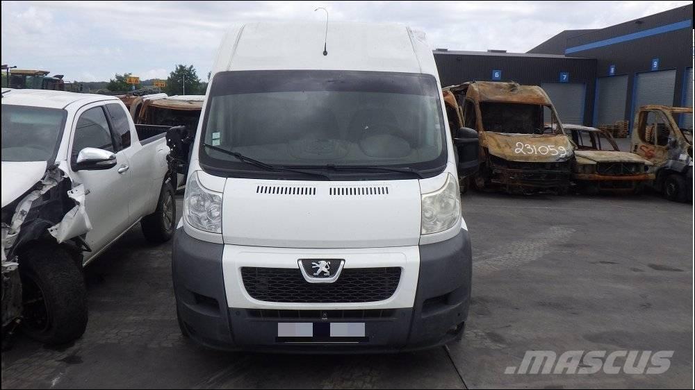 Peugeot Boxer 3 Kapali kasa kamyonetler
