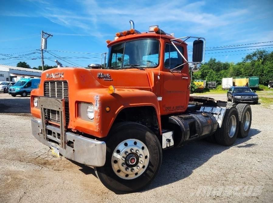 Mack R 688 ST Çekiciler