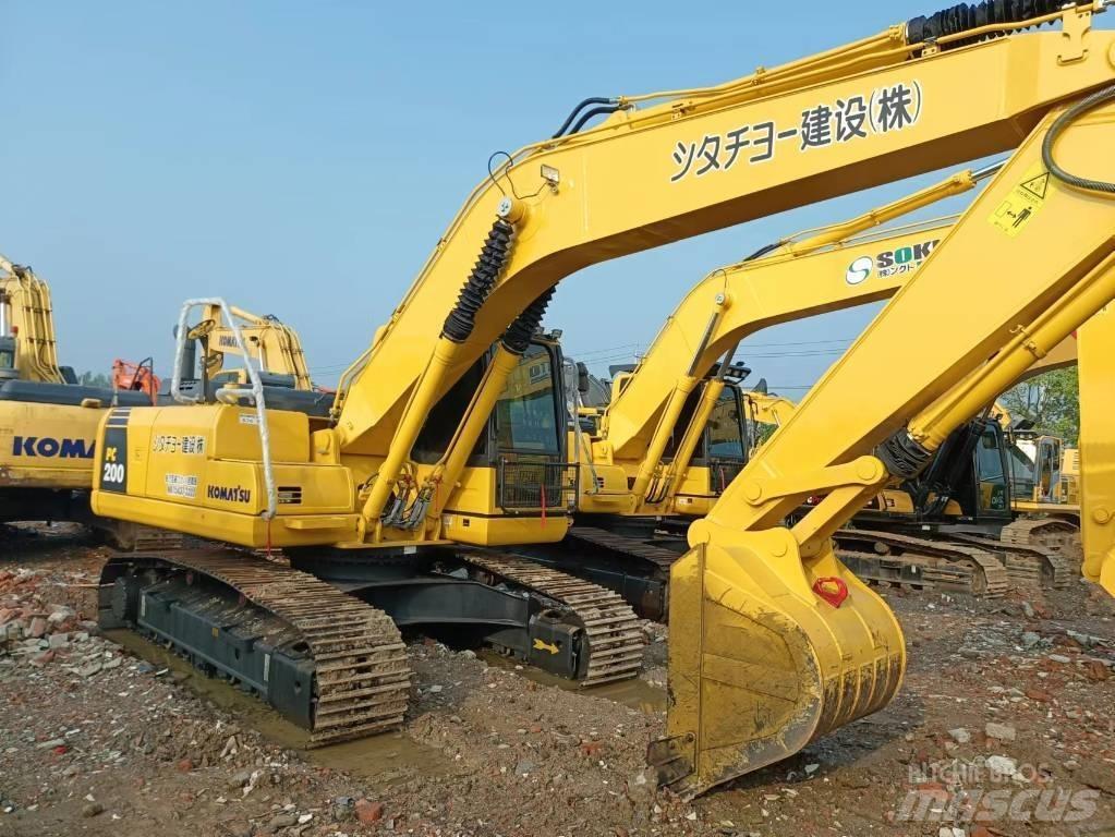 Komatsu PC 200-8 Paletli ekskavatörler