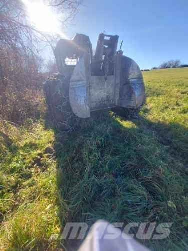 Timberjack 240C Sürütücüler