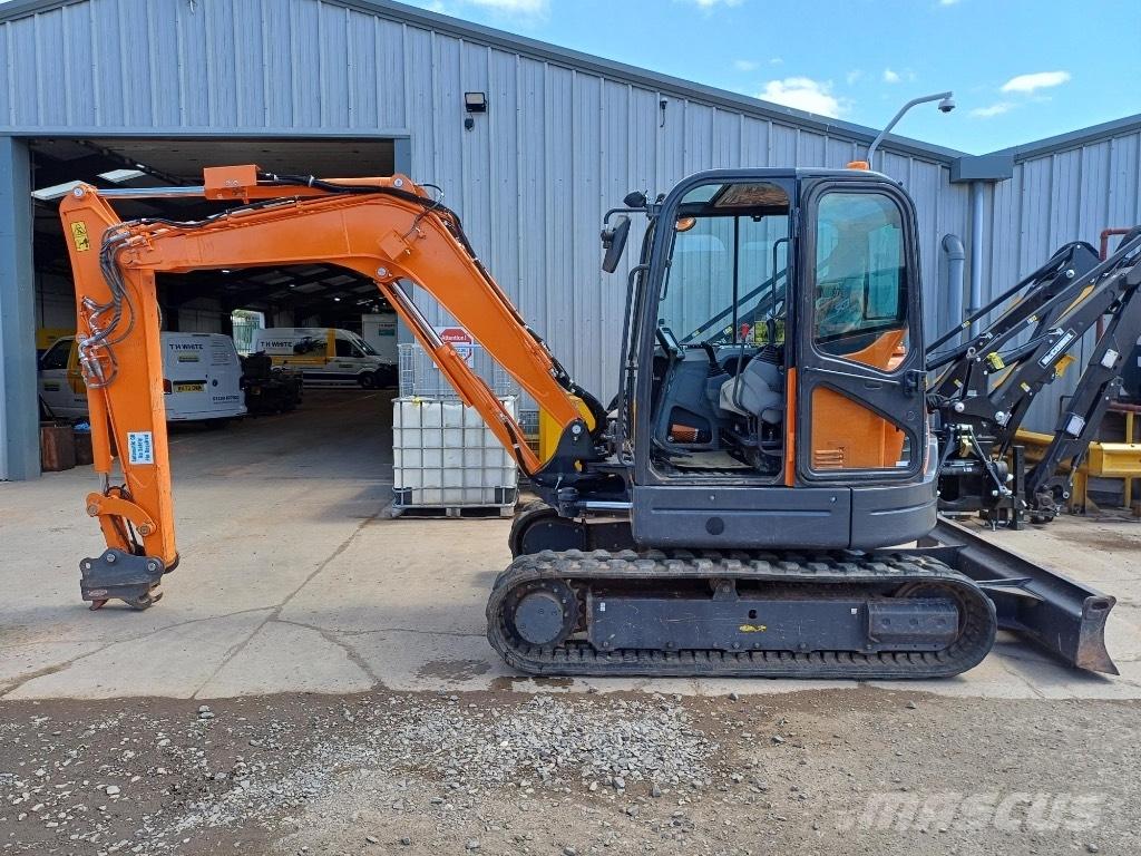 Develon DX 63-3 Mini ekskavatörler, 7 tona dek