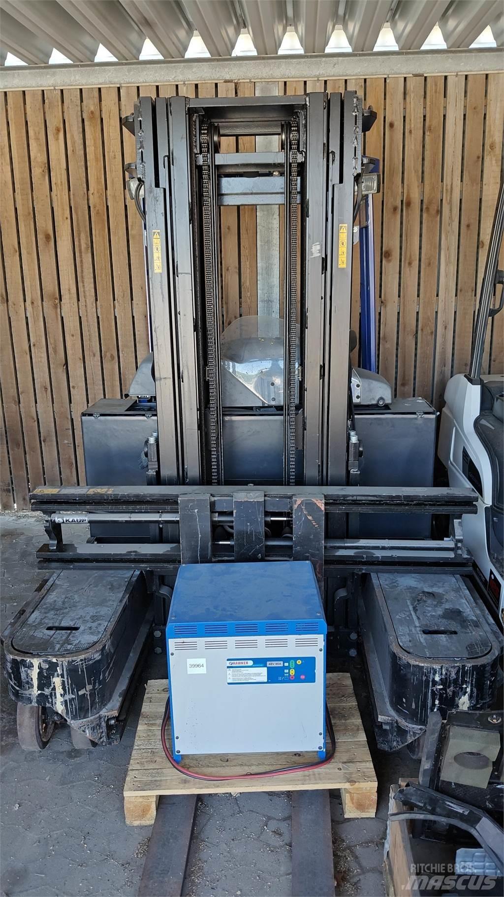 Rocla TEM25 4 yönlü reach truck