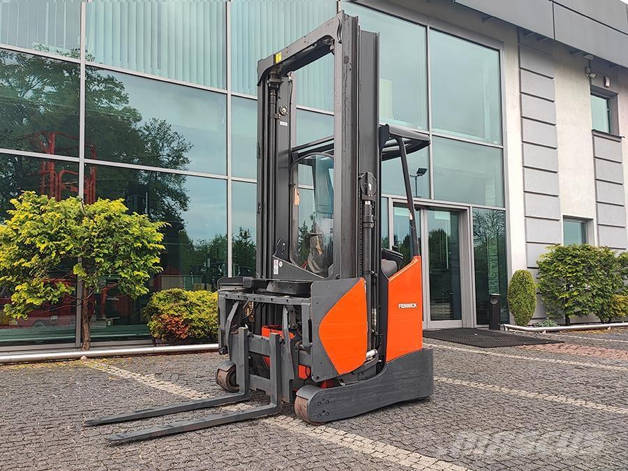 Linde R14X-03 Reach truck - depo içi istif araçları