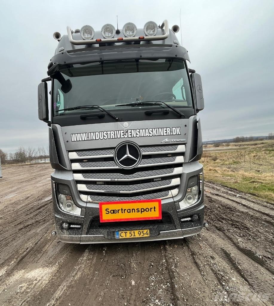 Mercedes-Benz 4158 Çekiciler