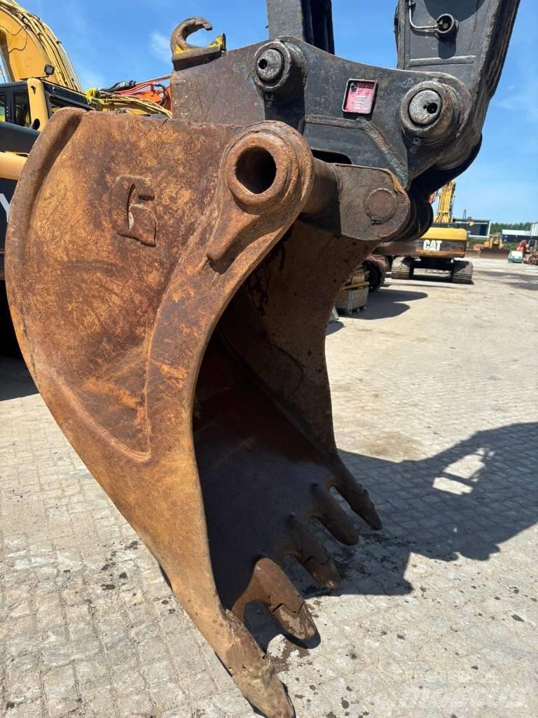 Volvo EC 290 C L Paletli ekskavatörler