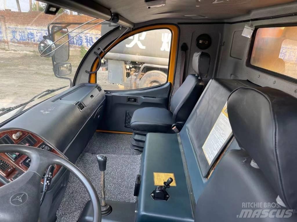 Zoomlion QY50V Kendini kuran kule vinçler