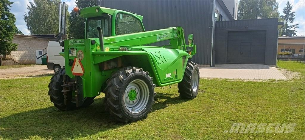 Merlo P 41.7 Tarimsal teleskopik yükleyiciler