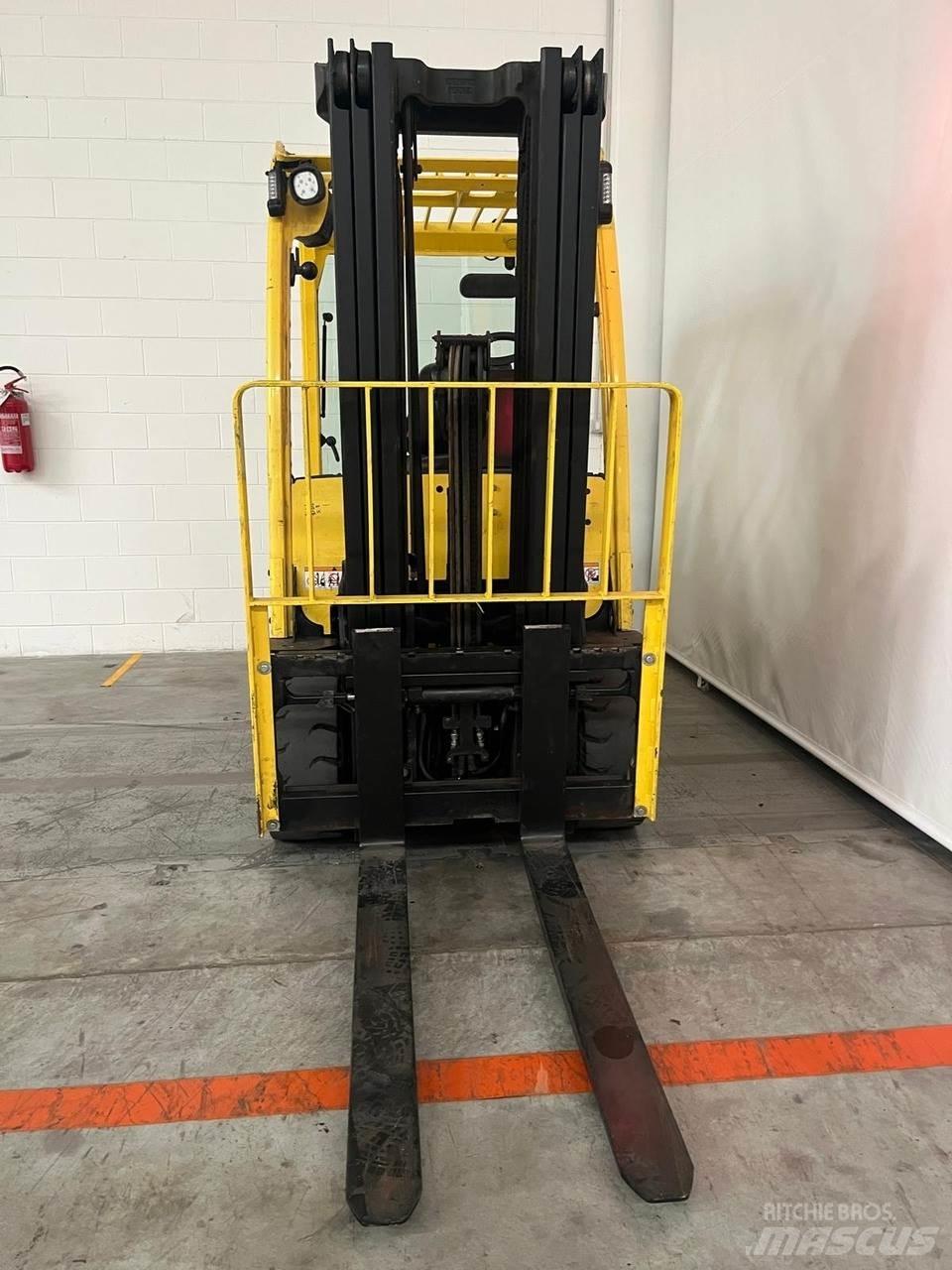 Hyster J3.5XN Elektrikli forkliftler