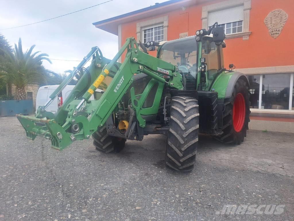 John Deere 6115 R Traktörler