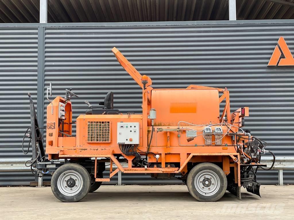  Grün BSM 1200-4R Bitüm pülverizatörleri