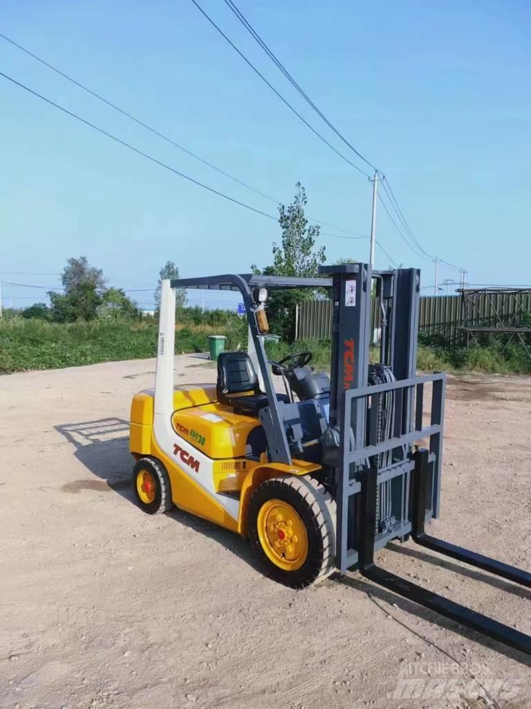 TCM FD30 Dizel forkliftler