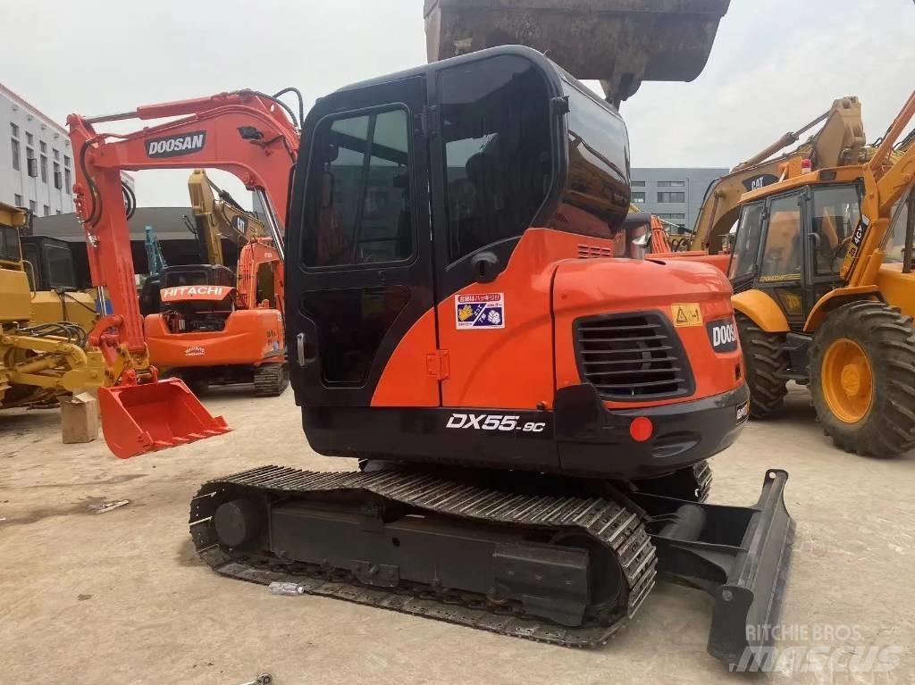 Doosan DX55-9C Paletli ekskavatörler