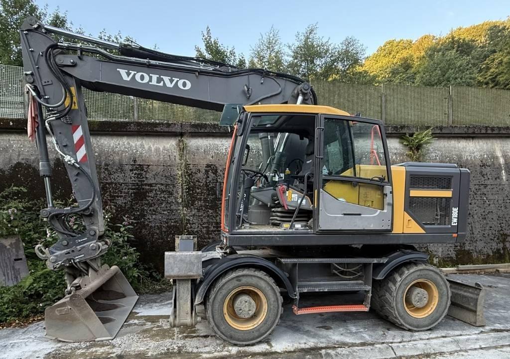 Volvo EW 180 E Lastik tekerli ekskavatörler